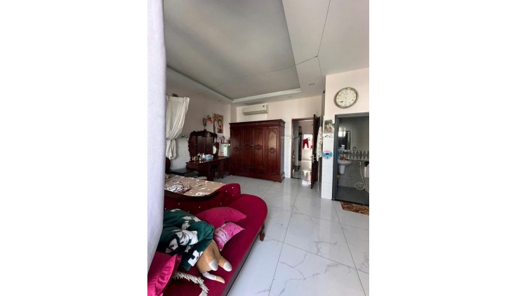 ***Lạc Long Quân Quận11-Nhà HXH, Ôtô Vào Nhà-6Tầng,Ngang Đỉnh 6.85m 8 PN, XÍU 14TỶ