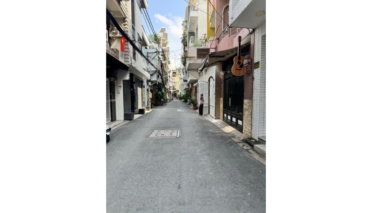 Hẻm 1/ Nguyễn Công Hoan, 4 PN, 5 WC, Doanh Thu 20 tr/th, Giá 8 tỷ X