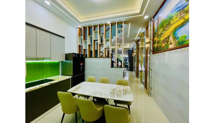 Nhà 4 Tầng Full nội thất  Golden City Tô Ngọc Vân - Q12 - đường 12m ô tô thông - 4PN - giá 5.x tỷ