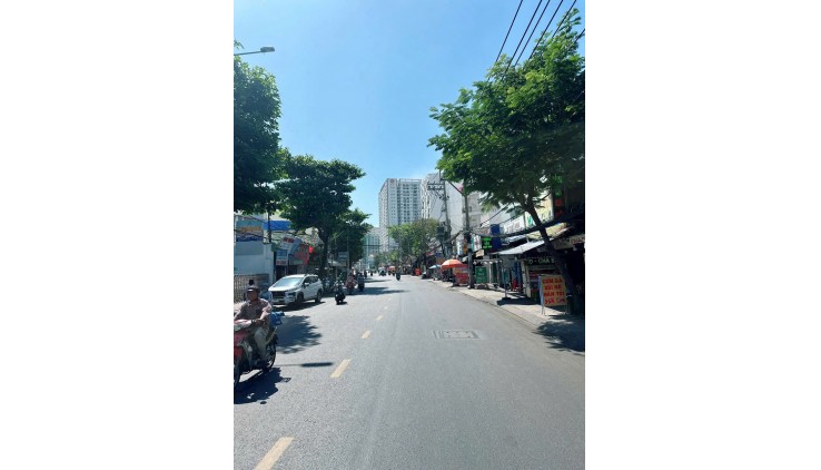 Bán nhà Mặt tiền 304B Lê Quang Định Q.Bình Thạnh.