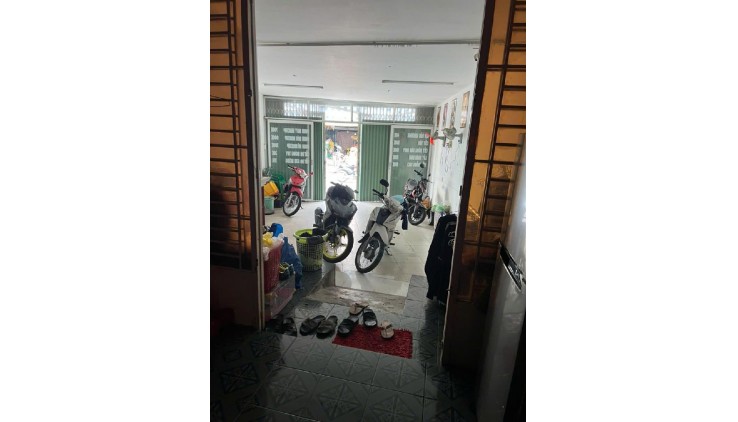 CẦN BÁN GẤP MẶT TIỀN ĐƯỜNG BA ĐÌNH RỘNG 12M, DT 88M2, 2 TẦNG, CHỈ CÒN 9.799 TỶ