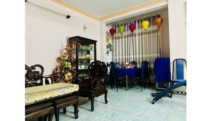Bán nhà mặt tiền chợ Nhị Thiên Đường(6.2.15) 4 lầu  Hoàng Minh Đạo phường 5 quận 8