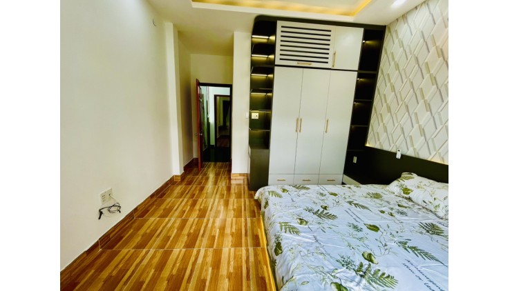 Nhà 4 tầng Full nội thất KDC Golden City 2 Tô Ngọc Vân - đường 12m - 4PN - chỉ 5.xx tỷ