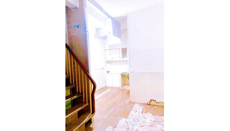 Bán nhà QUẬN 1, hẻm Bùi Viện, Thửa đất vuông vức 3.6 x 9.2 m, 3 tầng, 6.8 tỷ