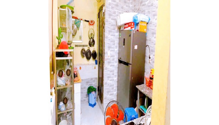 Bán nhà hẻm Ô tô Cách Mạng Tháng Tám, QUẬN TÂN BÌNH, Sổ vuông 3x14 m, Giá 7.5 tỷ,