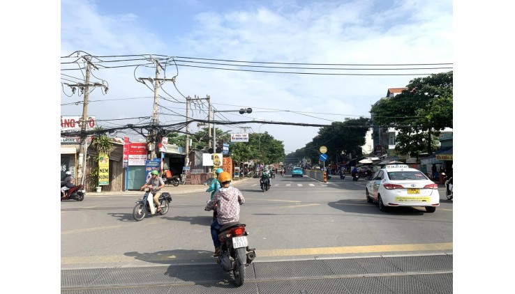 Nhà MTKD Đường Bình Lợi - Ngang hơn 6m Dài 40m - Dòng Tiền 50tr/Tháng.