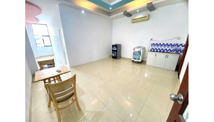 VỊ TRÍ VIP -HẺM TRẢI NHỰA 6M - 7 TẦNG BTCT  - CHDV DÒNG TIỀN 70TR /1TH - CHỈ 19,69 TỶ