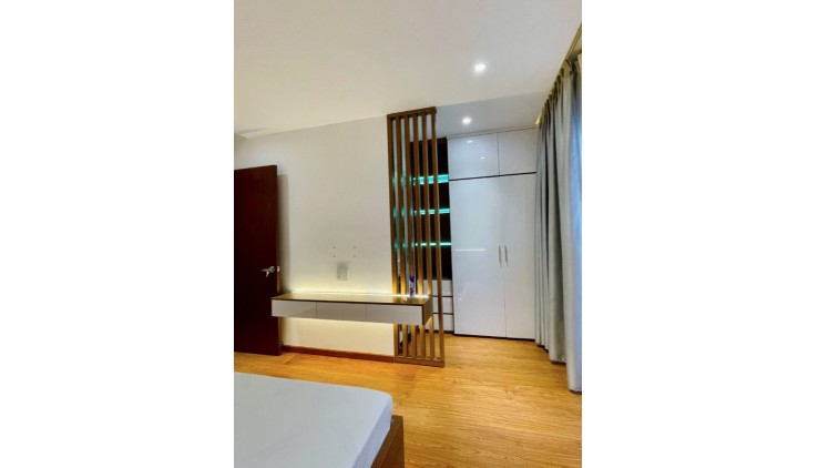 Cho thuê nhà nguyên căn hẻm oto 4 phòng ngủ 3wc giá 12tr