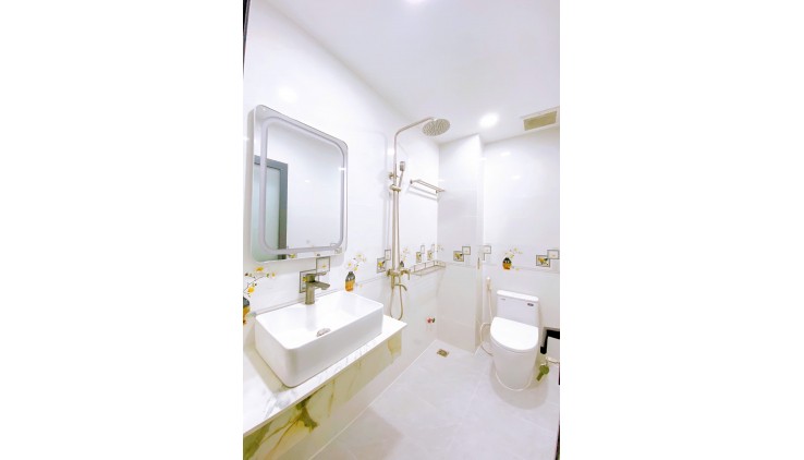 Cho thuê mặt bằng QUẬN TÂN BÌNH, TPHCM, mặt tiền Ô tô 2 chiều Nguyễn Thanh Tuyền, 14 triệu / tháng, 2 tầng, 4 x 20 m