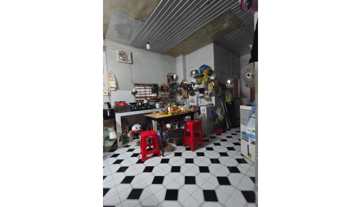 Bán nhà mặt phố Linh Xuân, Thủ Đức, 115m², 4.3 tỷ, sổ đỏ