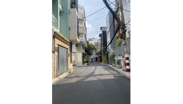 **Bán nhà đường Phạm Văn Hai, P2, Tân Bình; (5,3x10) 3 tầng - 8,4 tỷ
