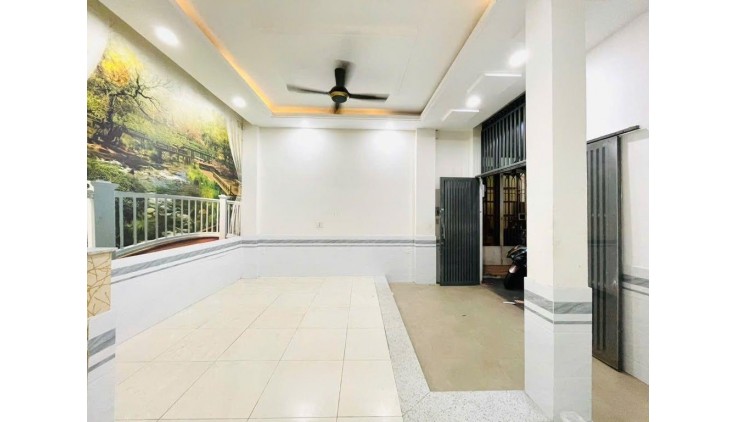 Bán nhà Gò Vấp , hẻm xe hơi Thống Nhất, nhà đẹp ở ngay, 5.5 x 9, 3Pn