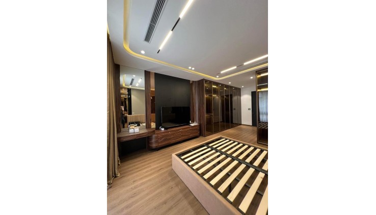 **Bán nhà hẻm Phạm Văn Hai, phường 2, Tân Bình; (53m2) 3 tầng - 8,4 tỷ