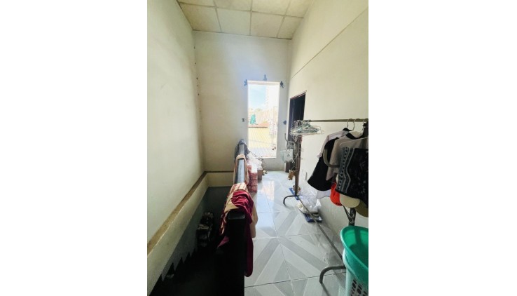 Bán nhà DT 100m2, Hẻm xe hơi 5m thông Đường Hoa Bình, Tân Phú