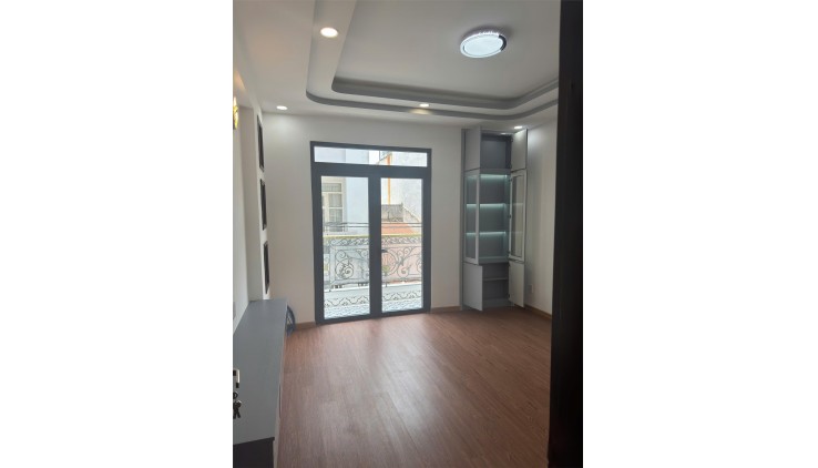 ** Bán nhà HXH đường Trường Chinh, P12, Tân Bình, 5 tầng - 11,8 tỷ