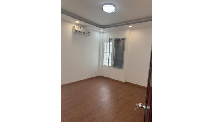 ** Bán nhà HXH đường Trường Chinh, P12, Tân Bình, 5 tầng - 11,8 tỷ