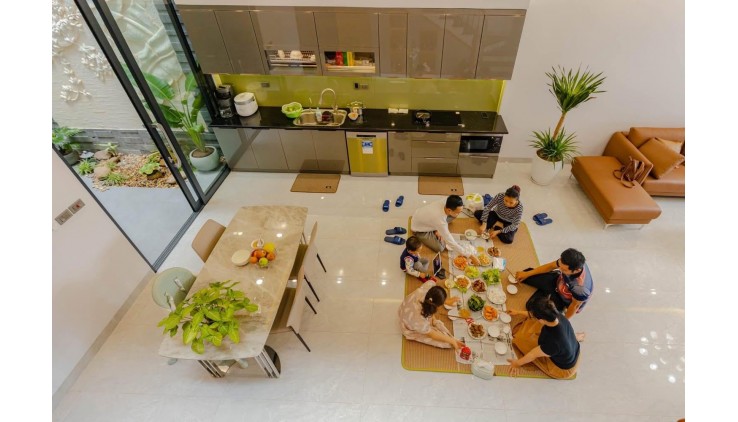 **Bán nhà mặt tiền Lạc Long Quân, phường 10, Tân Bình; 4*19 - 15,7 tỷ