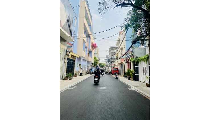**Bán nhà mặt tiền Quảng Hiền, phường 11, Tân Bình; (5*16) 2 tầng- 9,4 tỷ