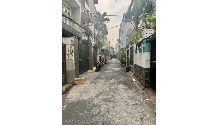 **Bán nhà phường 3** HXH Bùi Thị Xuân Tân Bình; 6 tầng, 126m2 - 22 tỷ