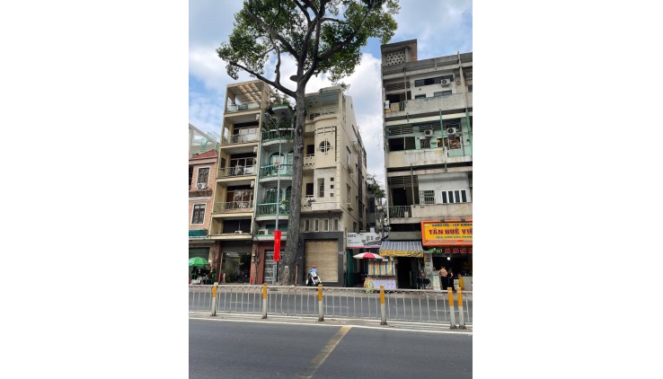 Bán Nhà 2 Mặt Tiền 142 Đường Nguyễn Tri Phương, P9, Q5 - 3.7x13.8m - 25 Tỷ