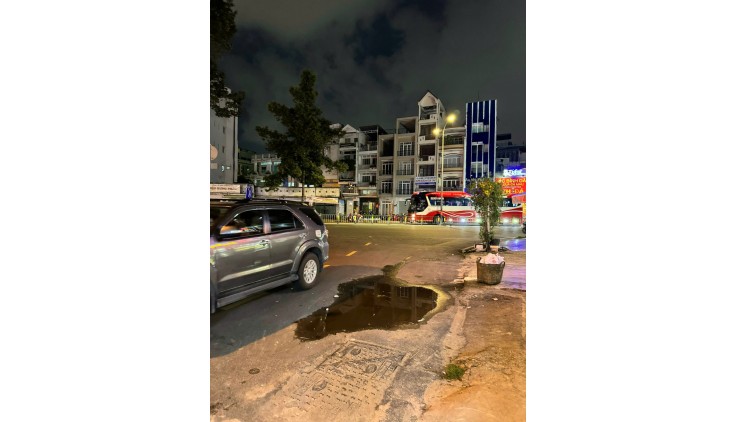 Bán nhà Mặt tiền 104 Phùng Văn Cung P.7 Q.Phú Nhuận.