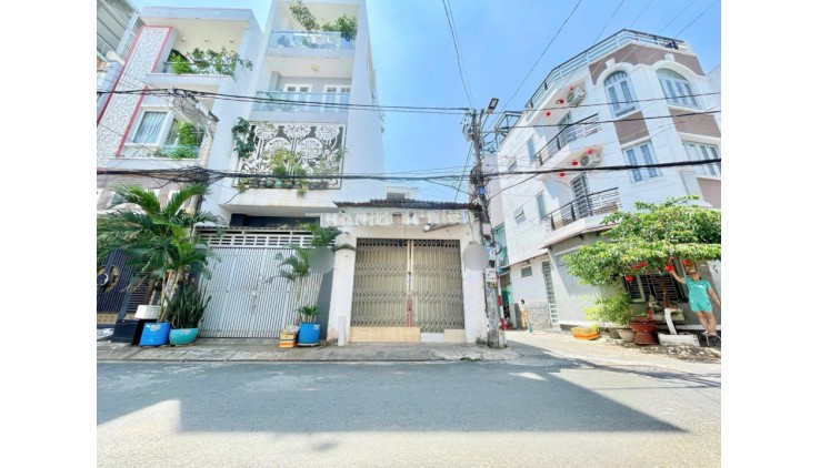 Căn góc 2 mặt tiền hẻm 8m Lê Thúc Hoạch TP 4x19m2 C4  Giá chỉ 6,5 tỷ