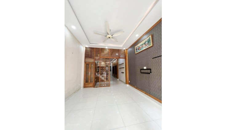 HXH đậu cửa Gò Dầu Q.Tân Phú, 4x20m2, 2tầng, sổ vuông vức giá chỉ 6tỷx