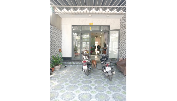 Mặt tiền kinh doanh 133m2 - Gần QL13 & ngã tư Hiệp Bình Phước, Nhà đẹp 3 tầng - hoàn công.