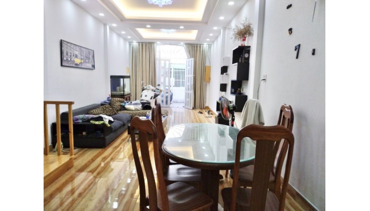 BÁN GẤP NHÀ BÌNH THẠNH Đ NGÔ ĐỨC KẾ - 4m x 19m - NHỈNH 7 TỶ CÓ TL
