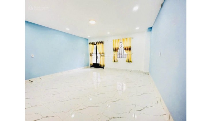 Hẻm xe hơi Gò Dầu 70m2 (4.3x15.3) 2 tấm, nhà đẹp, gần Aeon, Giá chỉ 6tỷxx