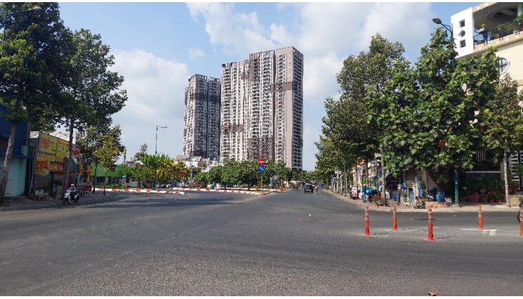 Bán nhà mặt phố Linh Trung, Thủ Đức, 95m², 9 tỷ, sổ đỏ