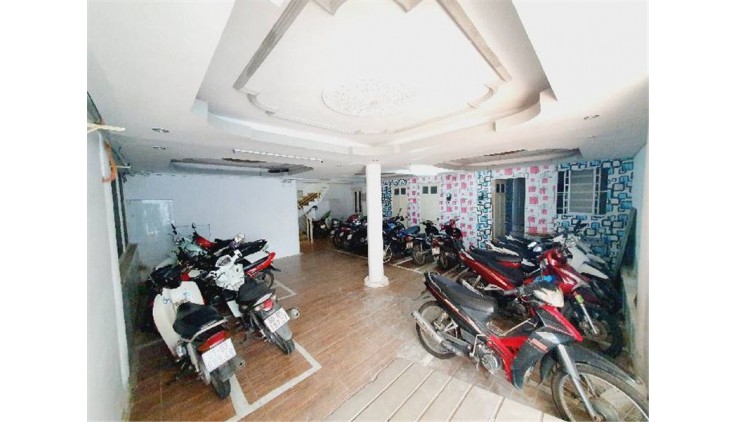 THỦ ĐỨC- 231.7M2 - 3 TẦNG - ĐANG CHO THUÊ KHOÁN 30TR/THÁNG HĐ 5 NĂM - HẺM XE TĂNG - CHỈ 64TR/M2,