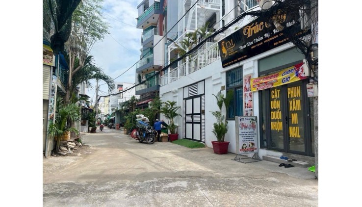 Bán nhà mặt tiền đường Lê Văn Quới, diện tích đẹp 5.1x20m, giá tốt 8.5 tỷ!