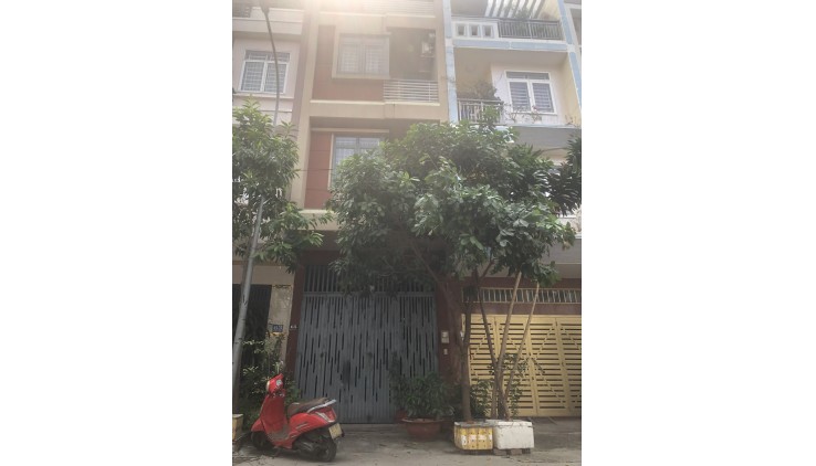 “Bán Nhà Có Thang Máy – Đường Cao Đức Lân, Quận 2 – Giá Tốt 18,5 Tỷ