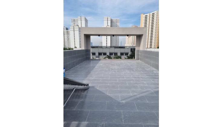 Bán Nhà Có Thang Máy – Gần đường Lương Định Của, Quận 2 – Giá Tốt 18,5 Tỷ