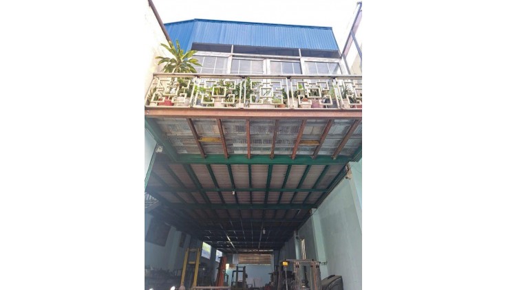 Bán nhà mặt tiền Quốc Lộ 1A, gần chợ Tam Bình, 241m2 ngang 6m, Thủ Đức, giá 9,6 tỷ