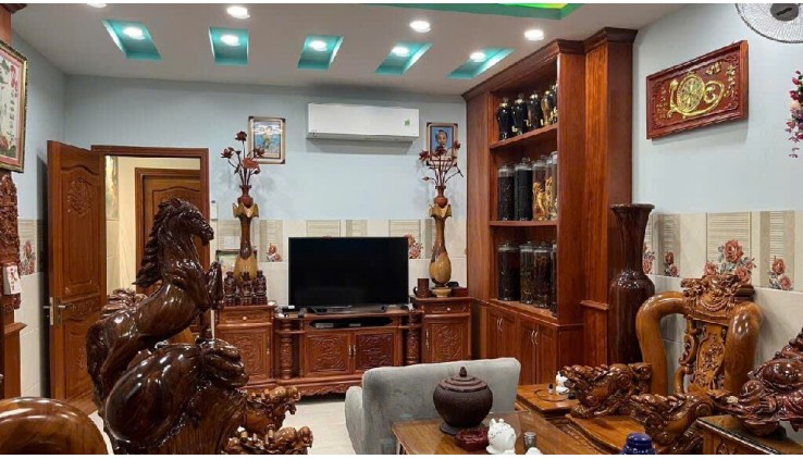 Mặt tiền KD Gò Dưa ngay Vành Đai 2, Nhà 4 tầng, gần 150m2, giá 13,5 tỷ