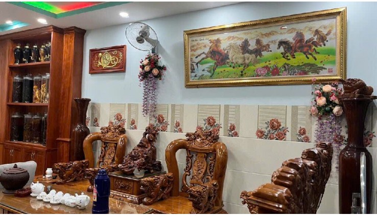Mặt tiền KD Gò Dưa ngay Vành Đai 2, Nhà 4 tầng, gần 150m2, giá 13,5 tỷ