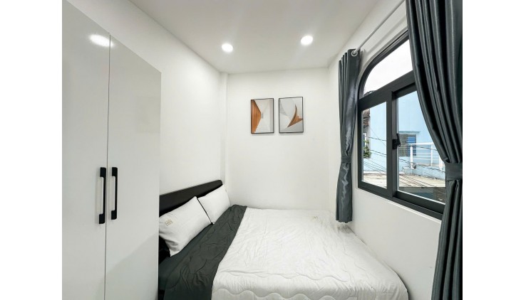 Bán nhà Nguyễn Văn Nghi, 29m2 (3x9.5) hơn 3 T.Ỷ còn thương lượng