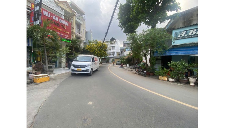 BÁN NHÀ 4M X 12M SÁT VƯỜN LÀI P. TÂN THÀNH SÁT HẺM XE HƠI NHỈNH 4 TỶ