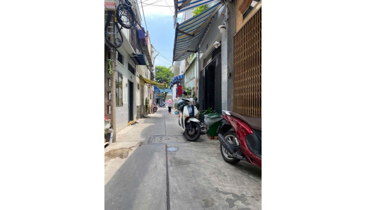 BÁN NHÀ LŨY BÁN BÍCH-VĂN CAO-VƯỜN LÀI-40M2 (4m x 10m) -HXH-CHỈ 4,3 TỶ