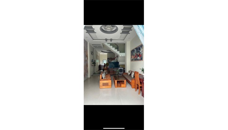 MÌNH CẦN BÁN NHÀ HẺM XE HƠI, NHÀ XÂY 2 TẦNG 100M2 VỪA BỎ QUY HOẠCH TREO