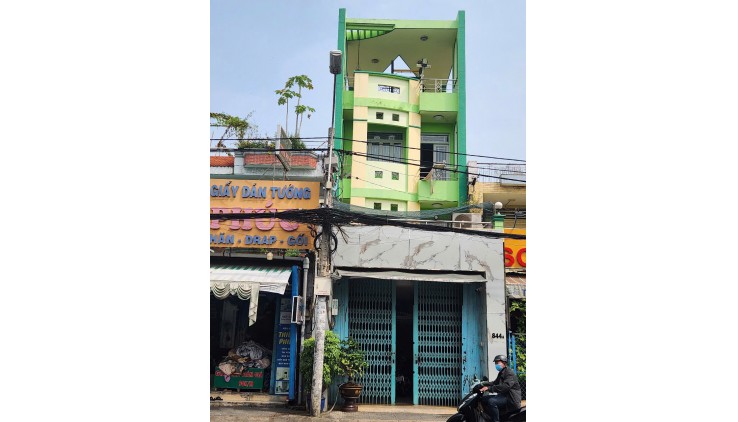 Chính chủ cần bán nhanh căn nhà vị trí đẹp - giá đầu tư tại quận 6, TPHCM