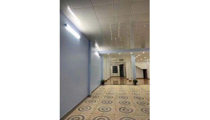 Cho Thuê Toà Nhà Mặt Tiền: Hà Huy Giáp, Phường Thạnh Lộc, Quận 12_DT:8m x 26m . Giá 90 Triệu