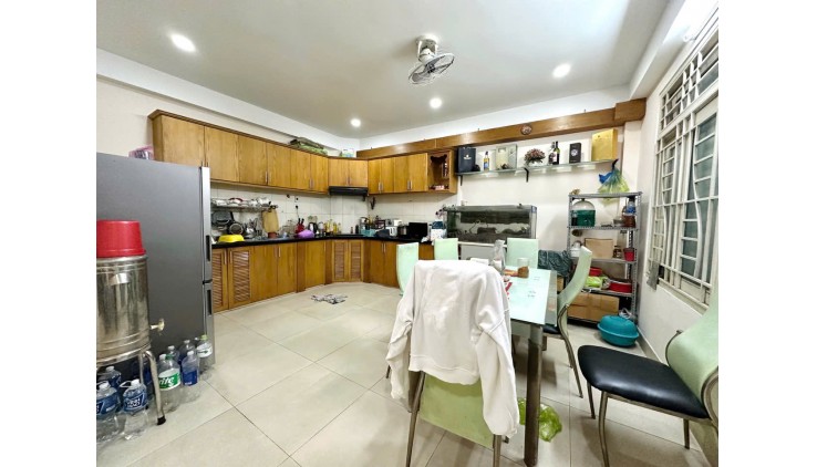 SIÊU HÓT - NHÀ ĐẸP LÊ VĂN SỸ - P13 PHÚ NHUẬN - HẺM 4M - 5 TẦNG - NGANG 5.1 X 12 - HOÀN CÔNG ĐỦ - CHÍNH CHỦ - BÁN 11 TỶ