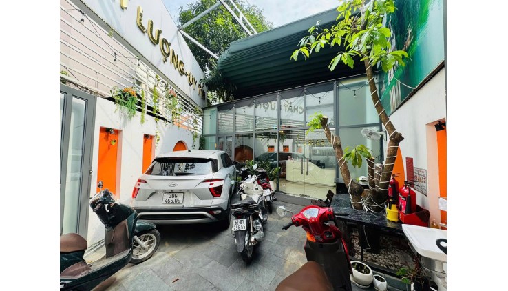 Bán nhà Mặt tiền Lý Chính Thắng - gần Vòng Xoay Dân Chủ, 206m2, nở hậu 12m, 45 tỷ.