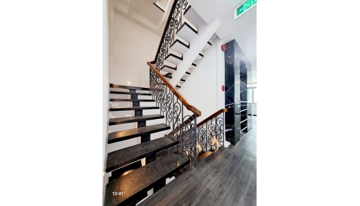 BÁN TOÀ  NHÀ XA HOA Q1-LÊ THÁNH TÔN-6 TẦNG THANG MÁY-DÒNG- GIÁ TỐT CHỈ 33 TỶ