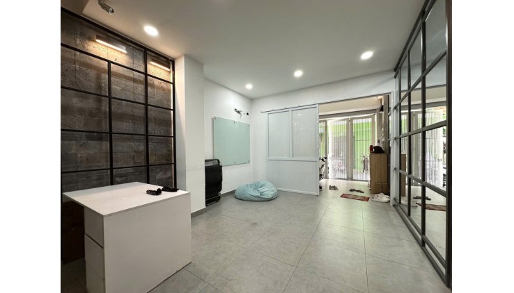 BÁN NHÀ SIÊU HIẾM HAI BÀ TRƯNG-TÂN ĐỊNH-Q1- NGANG 4.2M-5 TẦNG- GIÁ 25.5 TỶ