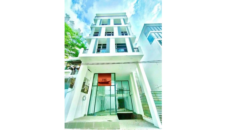 Cho Thuê Toà Nhà Mặt Tiền 111A Nguyễn Phi Khanh, Phường Tân Định, Quận 1.