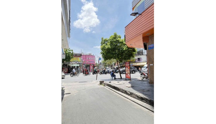 BÁN NHÀ NGANG HIẾM  11M X 18M- 200M2 LUỸ BÁN BÍCH-TÂN PHÚ- 4 TẦNG - HXH- GIÁ 17.2 TỶ TL